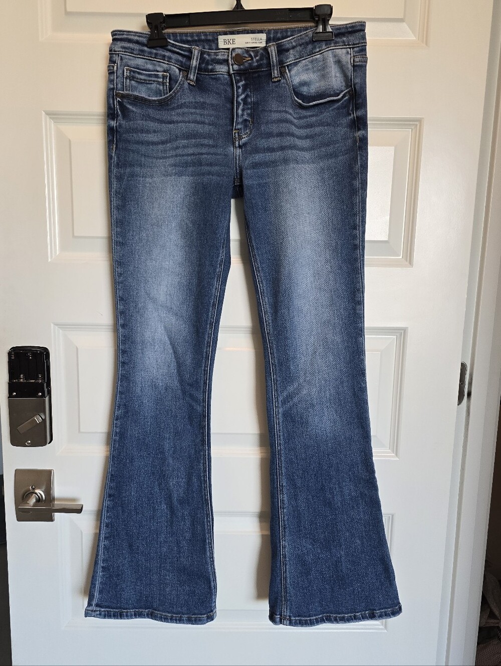 BKE Stella Low Rise Flare Jeans 29 x 33 1/2